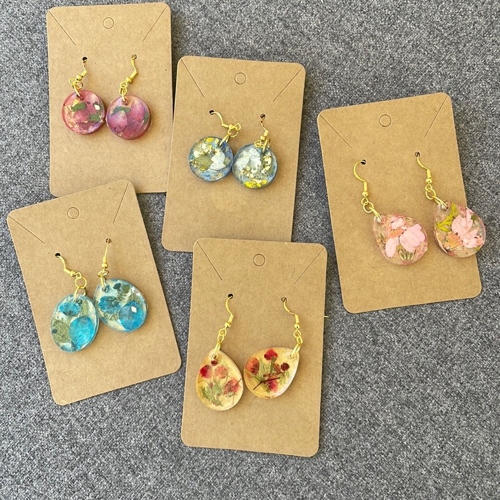 #104 Small Pressed Flower Earrings